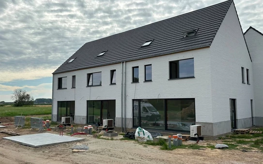 Zijgevel woning 1 3